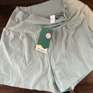 HALARA Women's Mint Green Athletic Shorts